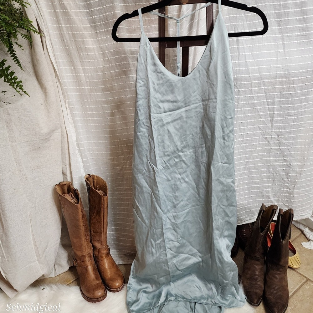 Lunya Washable Silk Slip Dress Light Blue V-Neck Pockets Sleepwear Loungewear